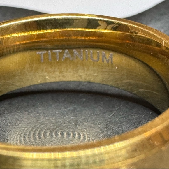 NWT Tungsten 8mm 18K Matte Band - Picture 11 of 16